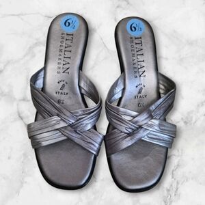 Italian Shoemakers Metallic Silver Sandals Sz 6.5